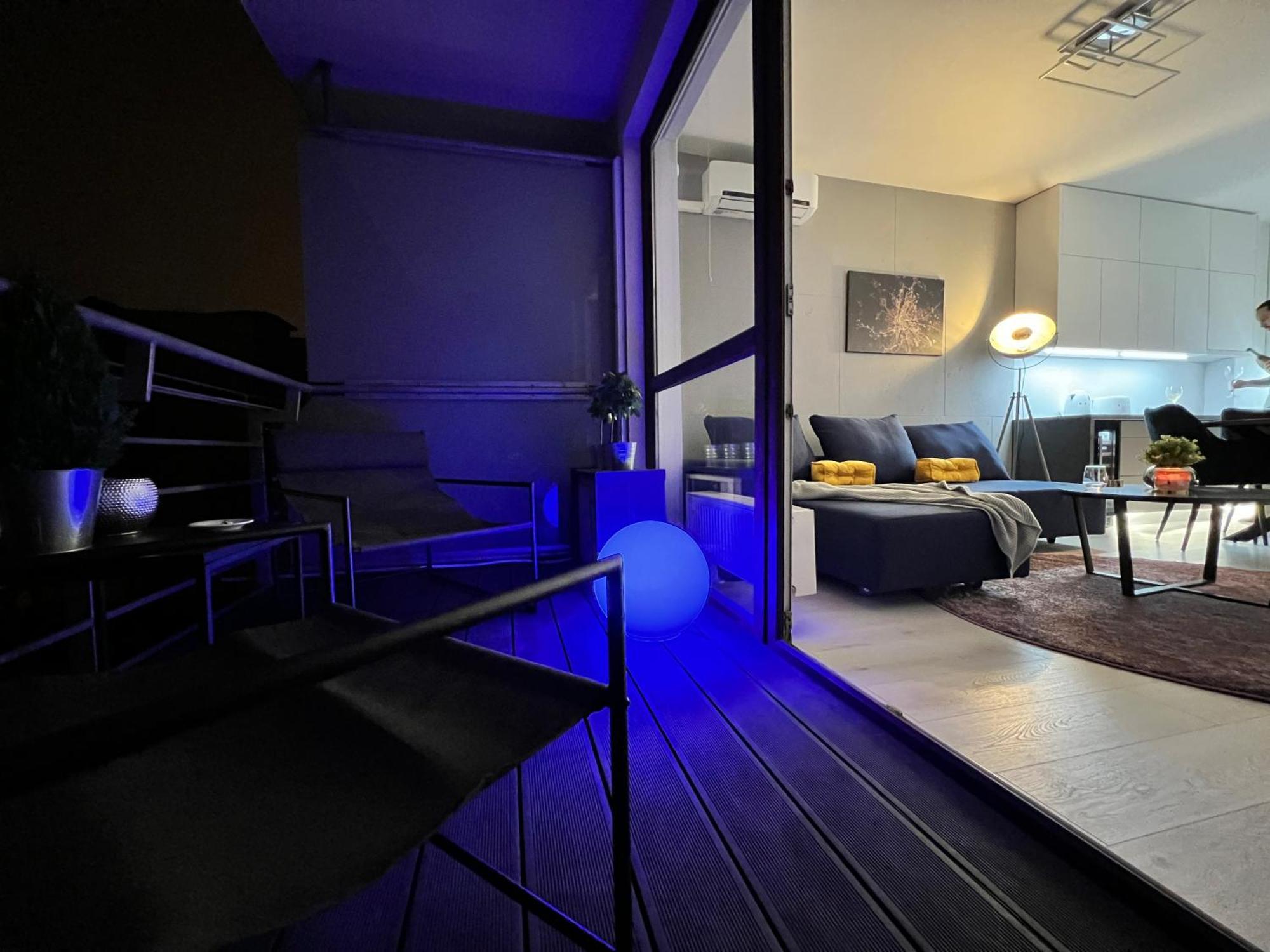 Suiteangel - Luxury Design Condo With Free Garage ブダペスト エクステリア 写真