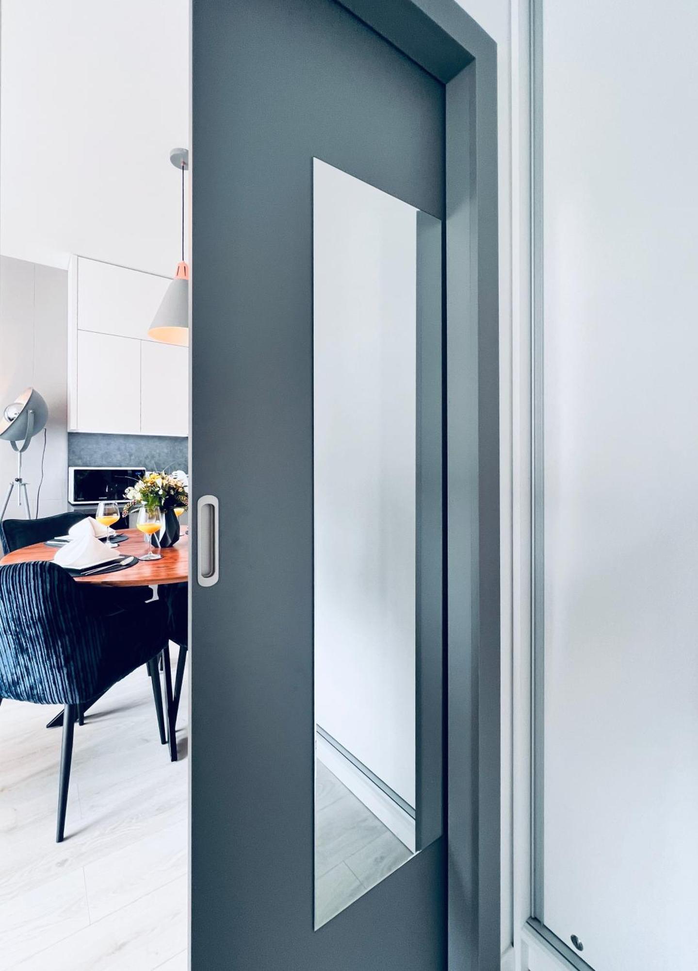 Suiteangel - Luxury Design Condo With Free Garage ブダペスト エクステリア 写真