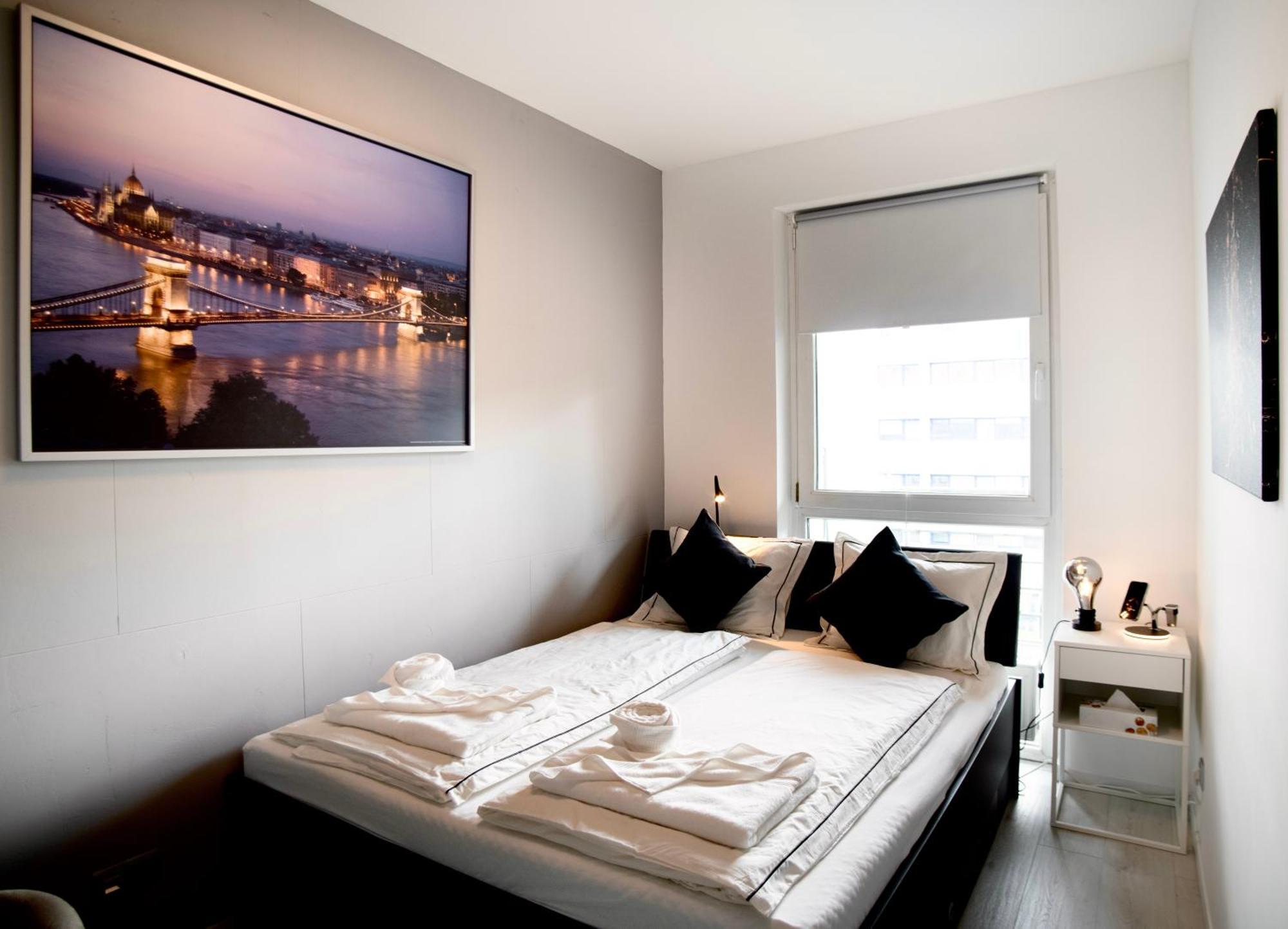 Suiteangel - Luxury Design Condo With Free Garage ブダペスト エクステリア 写真